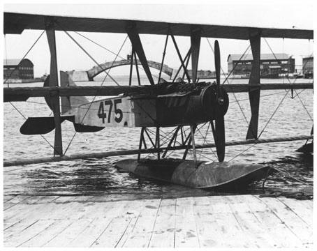 Triplane Racer